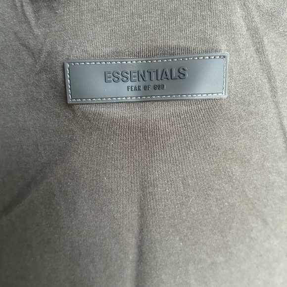 COPY - Fear of god essentials Gray Flocked T-Shirt - Picture 4 of 11